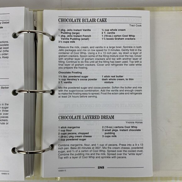 Denton Benefit League Cookbook Deliciously Denton 3 Ring Binder Recipes 2010 - Picture 15 of 15